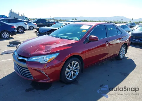 2015 Toyota Camry Xle z USA, uszkodzony, nr VIN 4T1BF1FK0FU994278